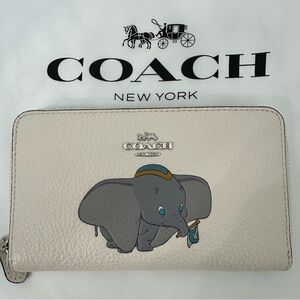 Coach Cream Medium Zip Wallet Disney Dumbo